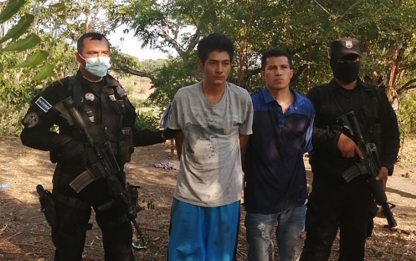 Capturan a peligrosos sujetos que portaban armamento explosivo, en La Paz capturan-a-peligrosos-sujetos-que-portaban-armamento-explosivo-en-la-paz